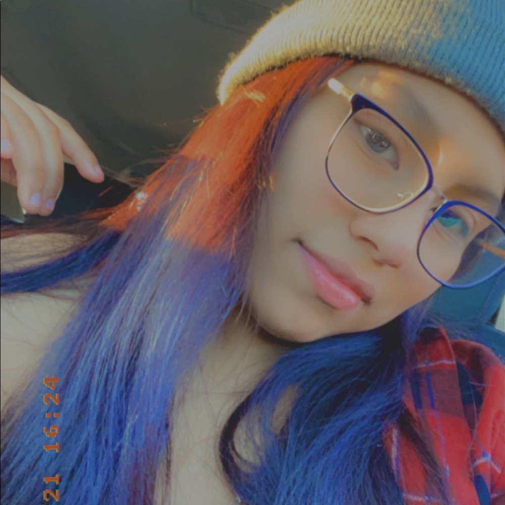 Meet your Posher, Ivy